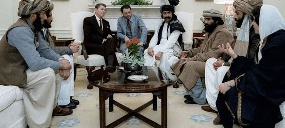 911”美国式回旋镖CQ9电子CIA和“(图4)